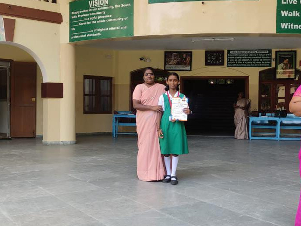 Sadhana V of VII B won 3 place in the State-Level Inter-School Swimming Competition.